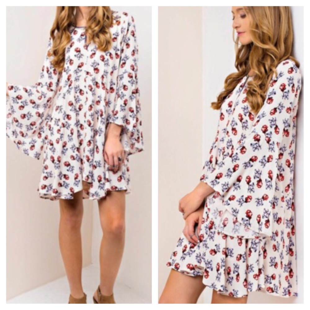 ✨LAST ONE ✨pretty floral dress - Picture 2 of 6