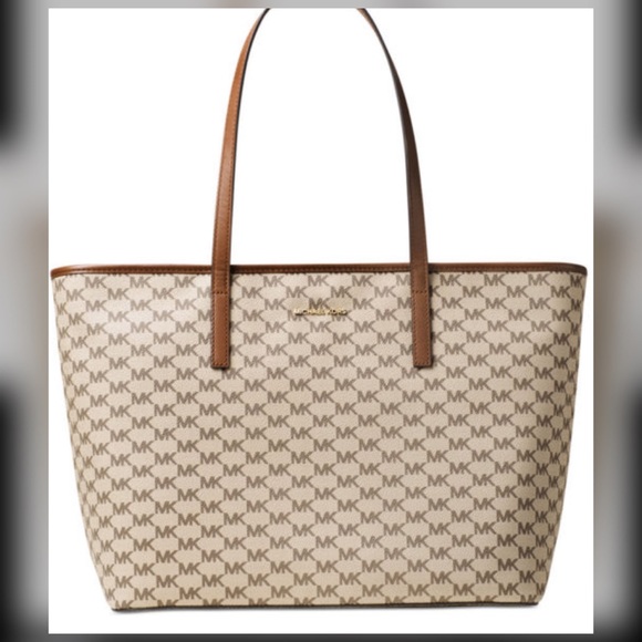 Michael Kors Handbags - Michael Kors Studio Collection Tote.