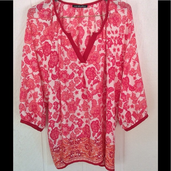 Ava Christine Tops - 🌸🌸AVA CHRISTINE FLORAL TUNIC🌸🌸