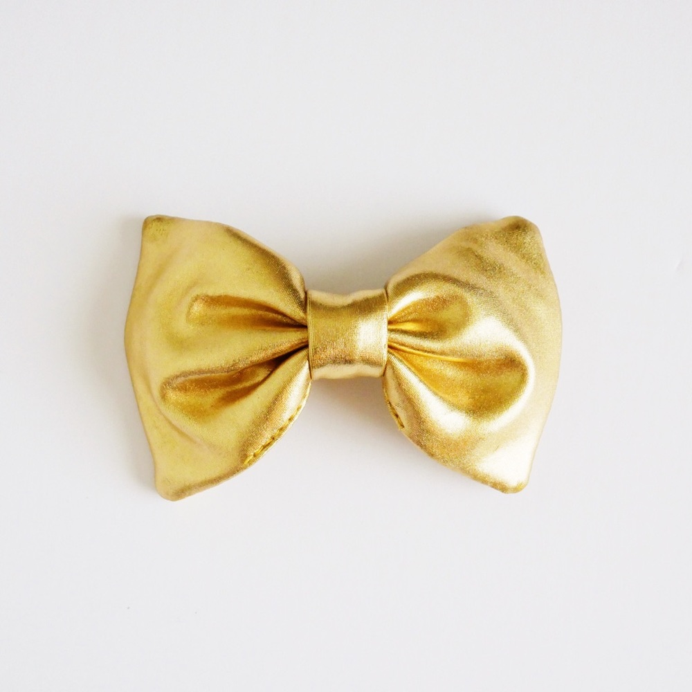 ✨Host Pick🔮 American Apparel Gold Bow Hair Clip