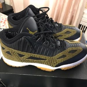 Jordan retro 11 i.e. Croc