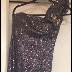 Short dress