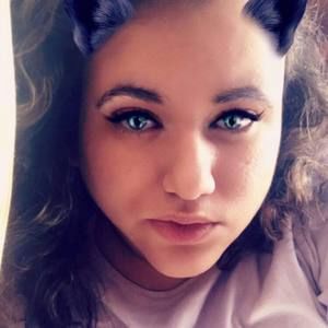 Meet your Posher, Ivette