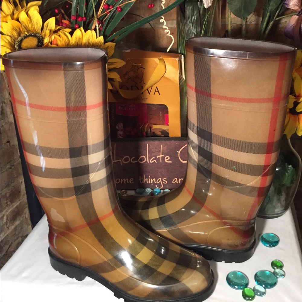 Burberry Rain Boots - Picture 1 of 8