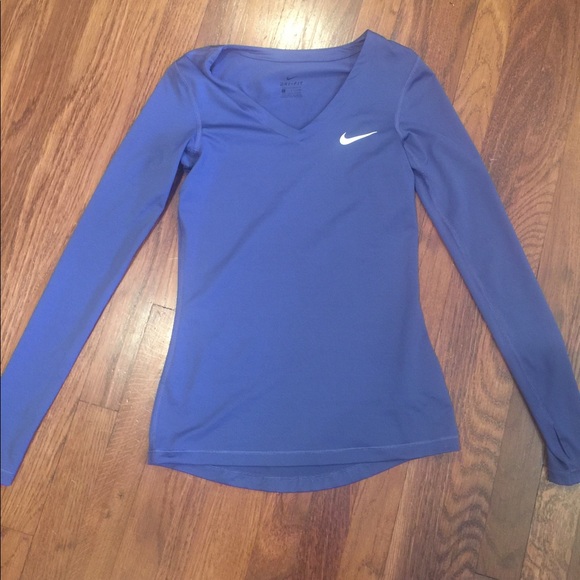 Nike Tops - 50% Off List $🌷Nike Dry Fit  Long Sleeve Top($8)