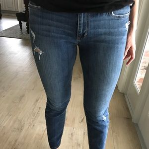 Joe's denim jeans. Cropped.