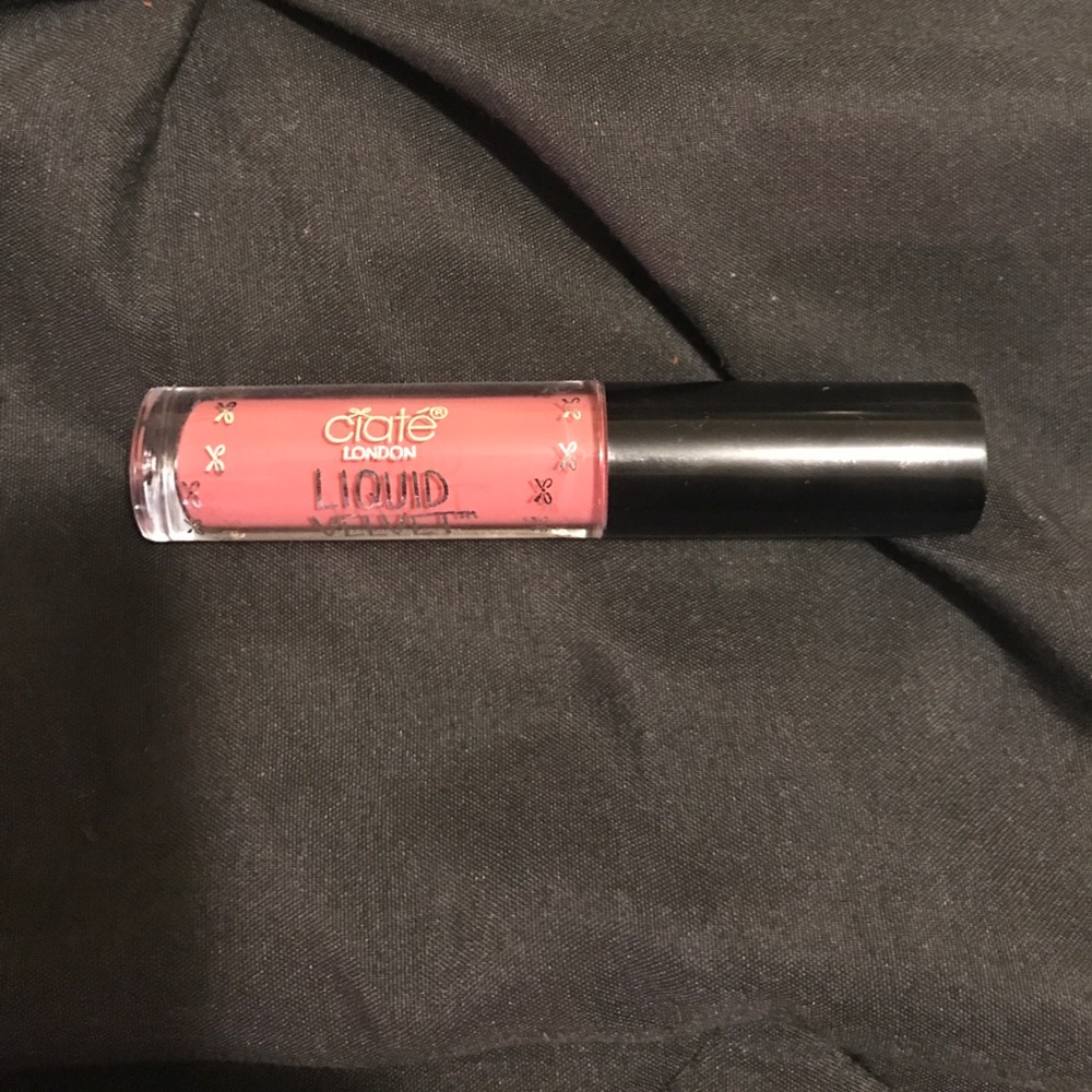Liquid lipstick