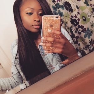 Meet your Posher, Niqunna