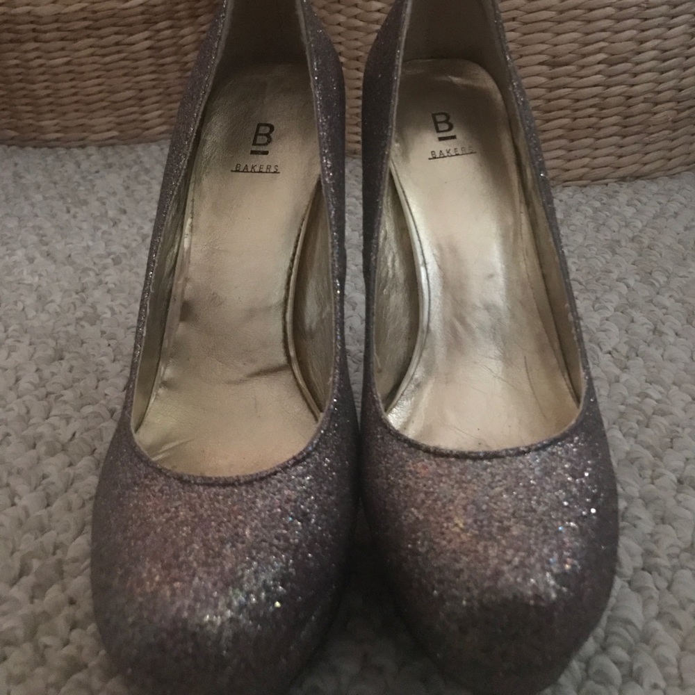 Bakers glitter pump