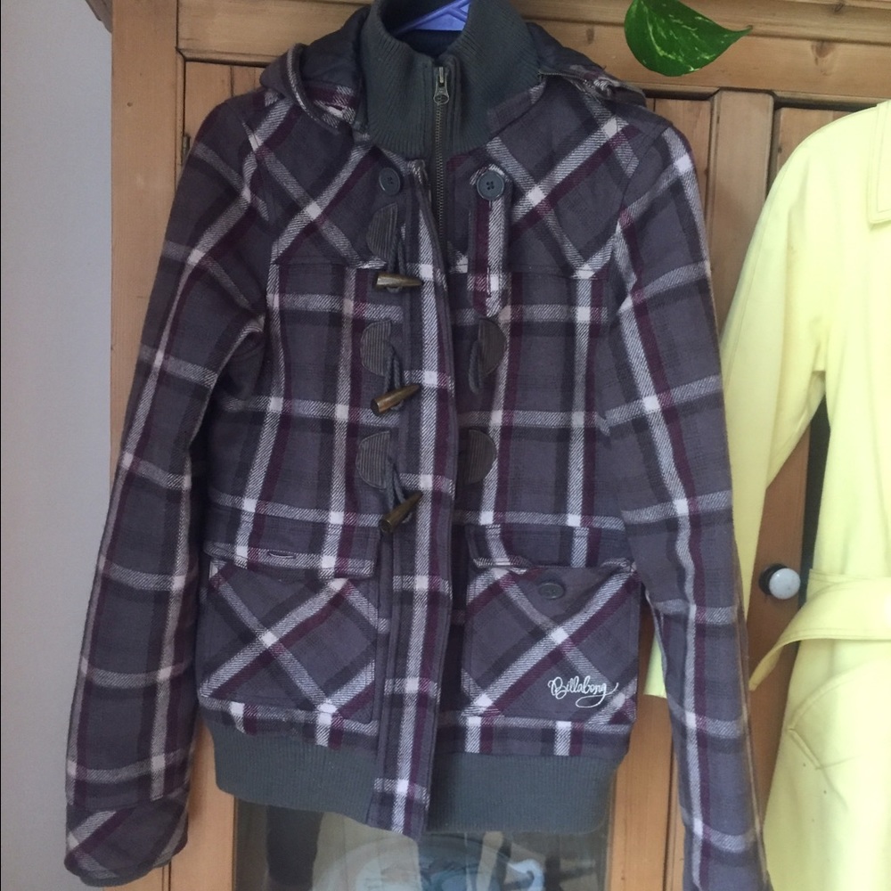 Stylish plaid billabong jacket