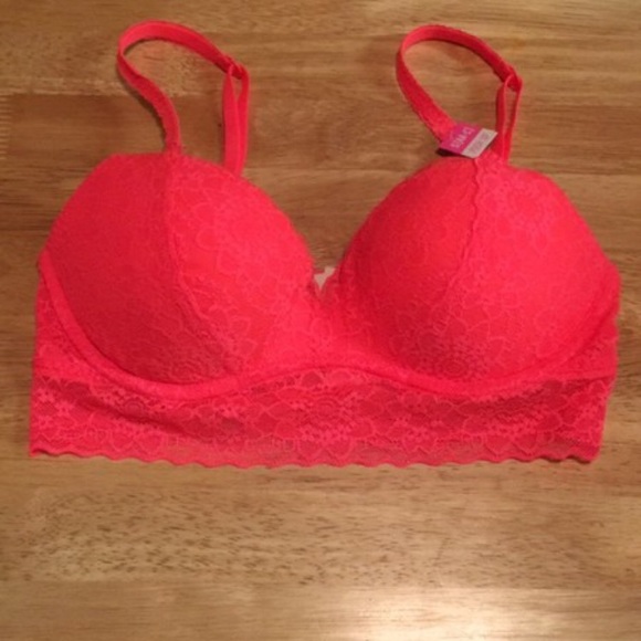 💐Flash 💐 NWT VS PINK push up lace bra S(D-DD) - Picture 3 of 6