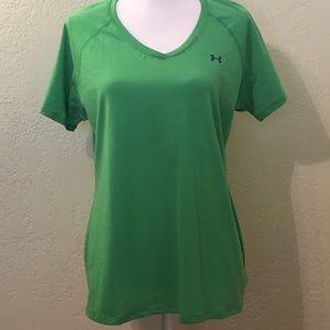 Under Armour Semi Fitted Heat Gear Top