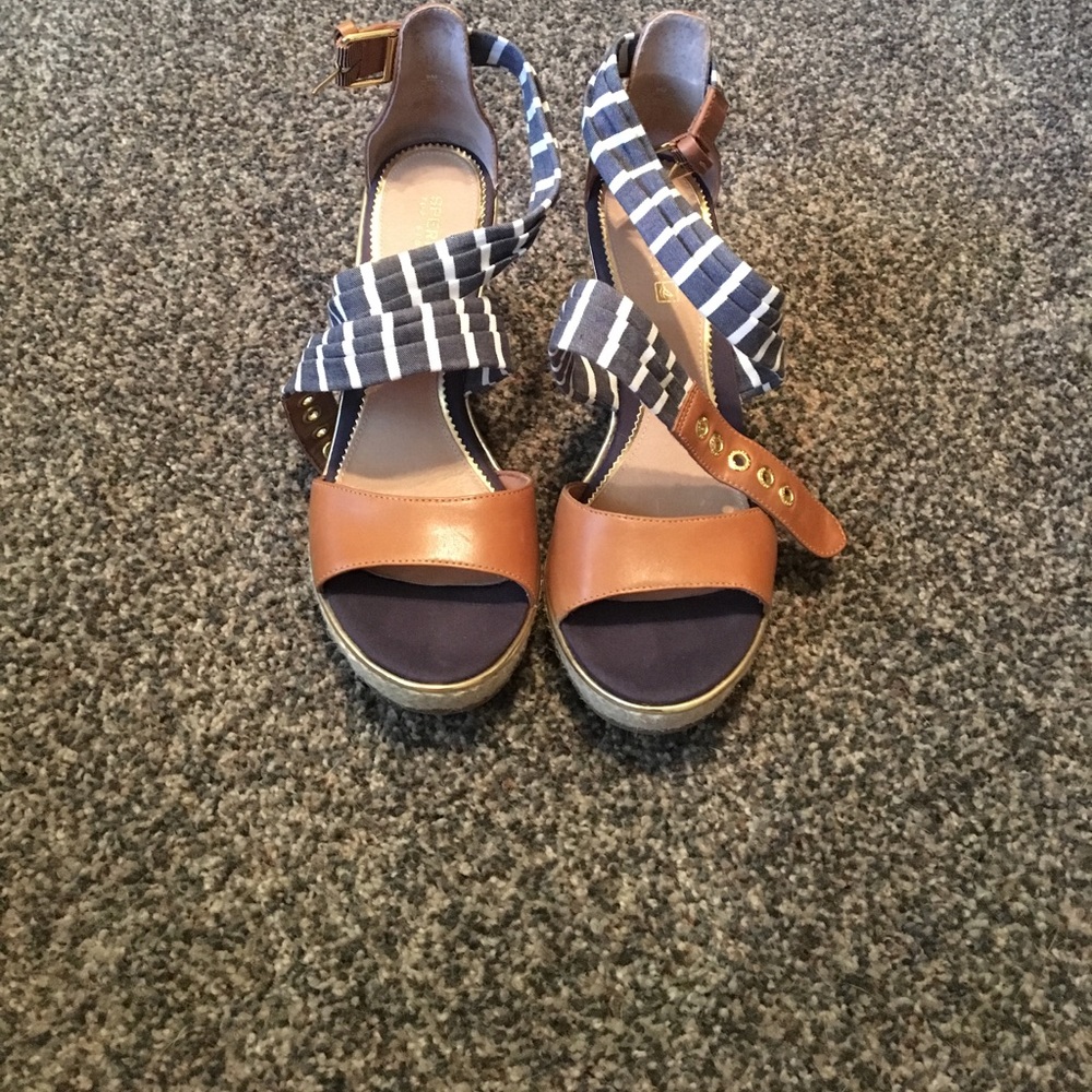 Sperry wedges 8