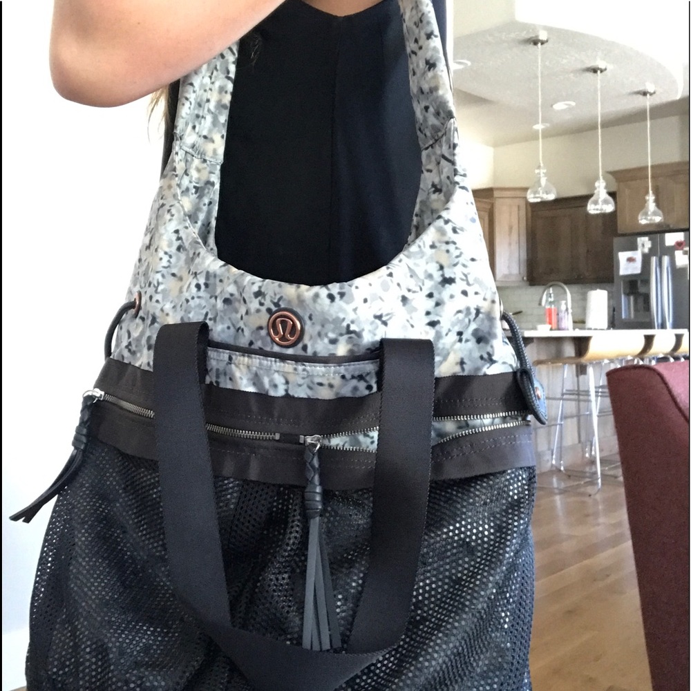 Lululemon cross body bag
