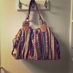Hand bag