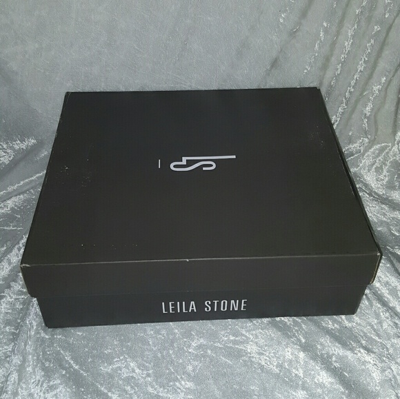 Leila Stone black suede knee high - Picture 3 of 4