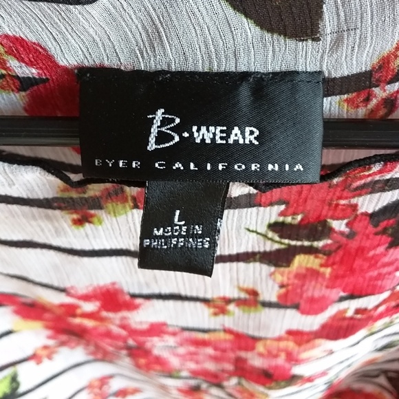 Top - Picture 2 of 2