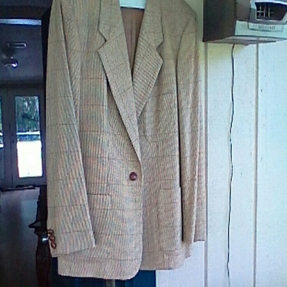 Jacket - Picture 1 of 2