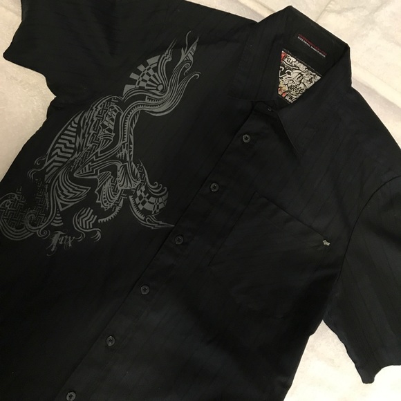 Buttons up - Picture 2 of 3