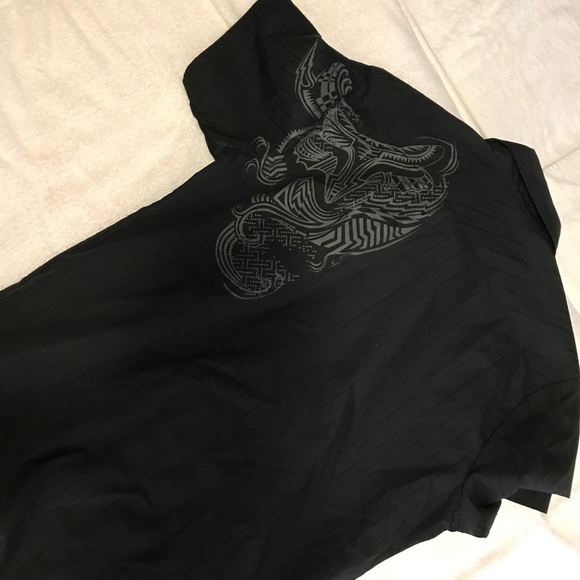 Buttons up - Picture 3 of 3