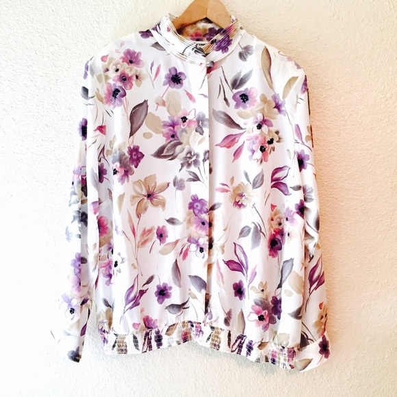 Vintage Tops - ✨HP✨ Vintage floral print blouse bomber top shirt