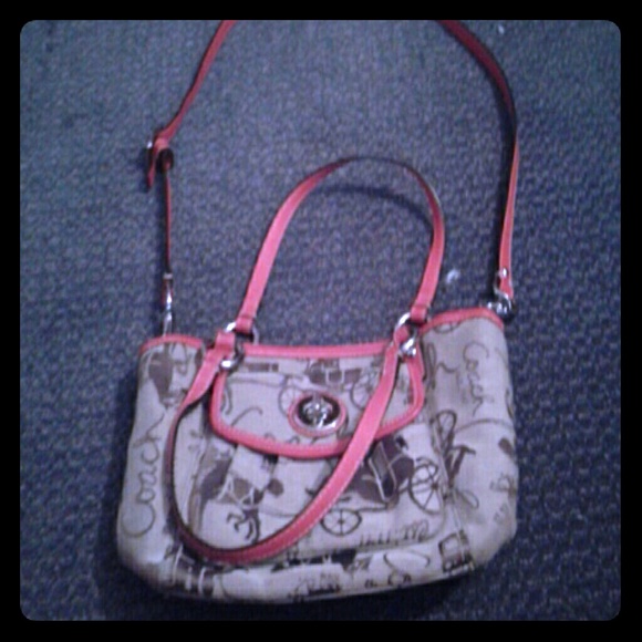 Coach purse - Picture 1 of 4