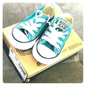 Converse infant size 4C