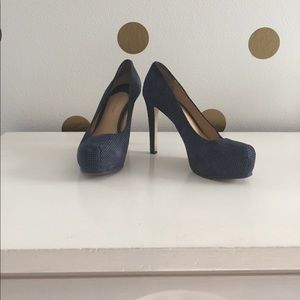 Gianni Bini Navy Suede Platform Pumps! Size 9M!