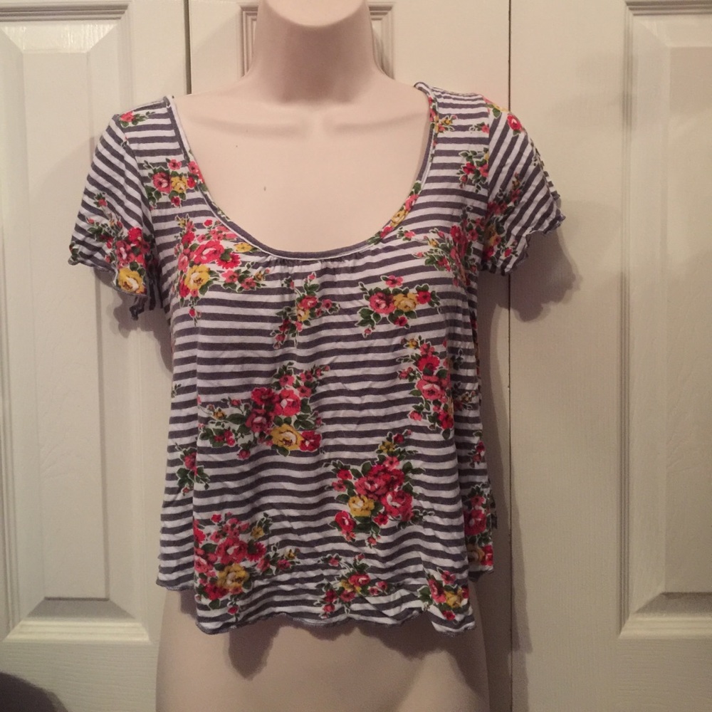 Floral short sleeve shirt