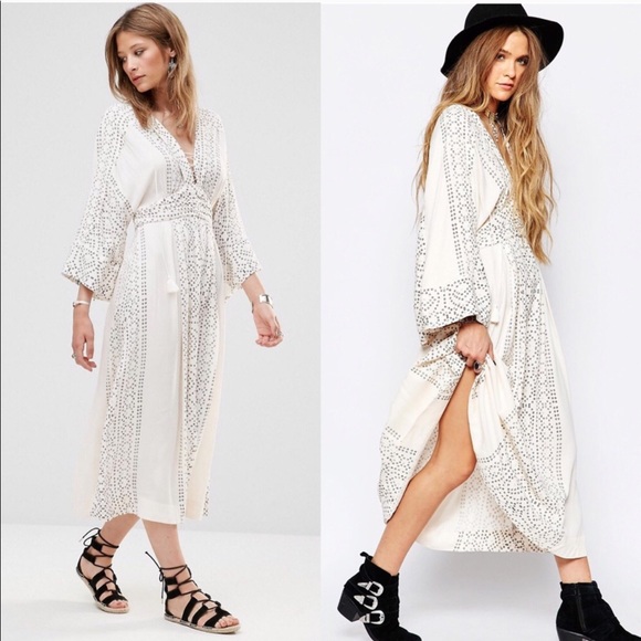 Free People Dresses & Skirts - 🌿 Free People Modern kimono boho maxi dress