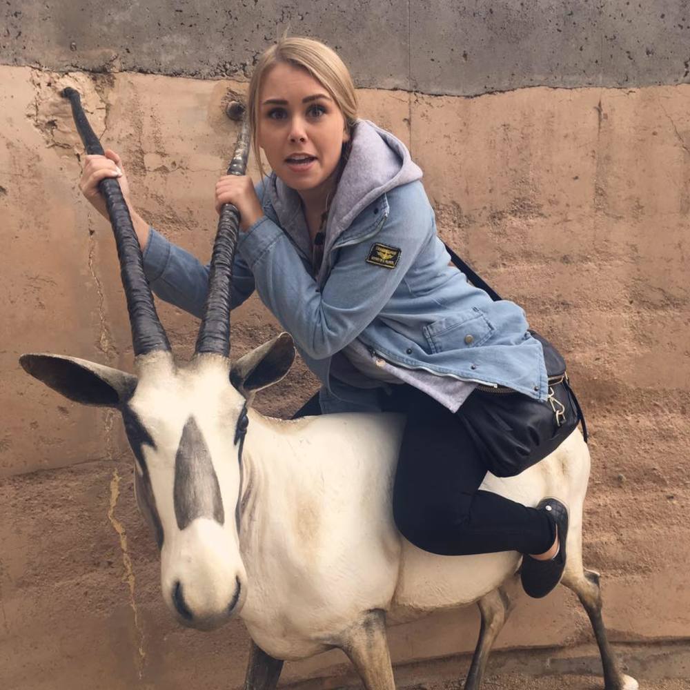 Meet your Posher, Victoria