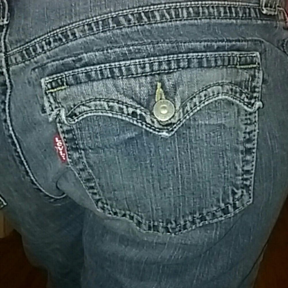 Jeans - model is 5'7