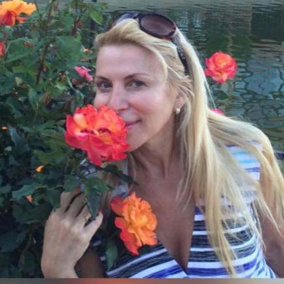 Meet your Posher, Marina - Picture 1 of 1