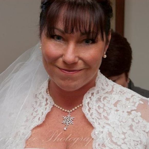 Meet your Posher, Dione - Picture 1 of 1