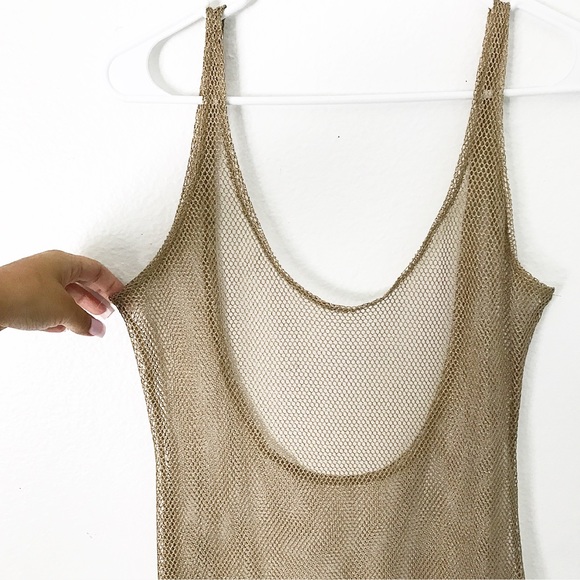 Rose Gold Vacation Cover Up - Picture 4 of 6