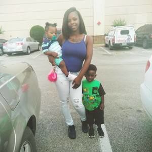 Meet your Posher, Janae