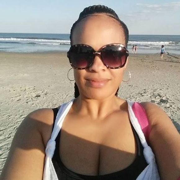 Meet your Posher, Markeda - Picture 1 of 1