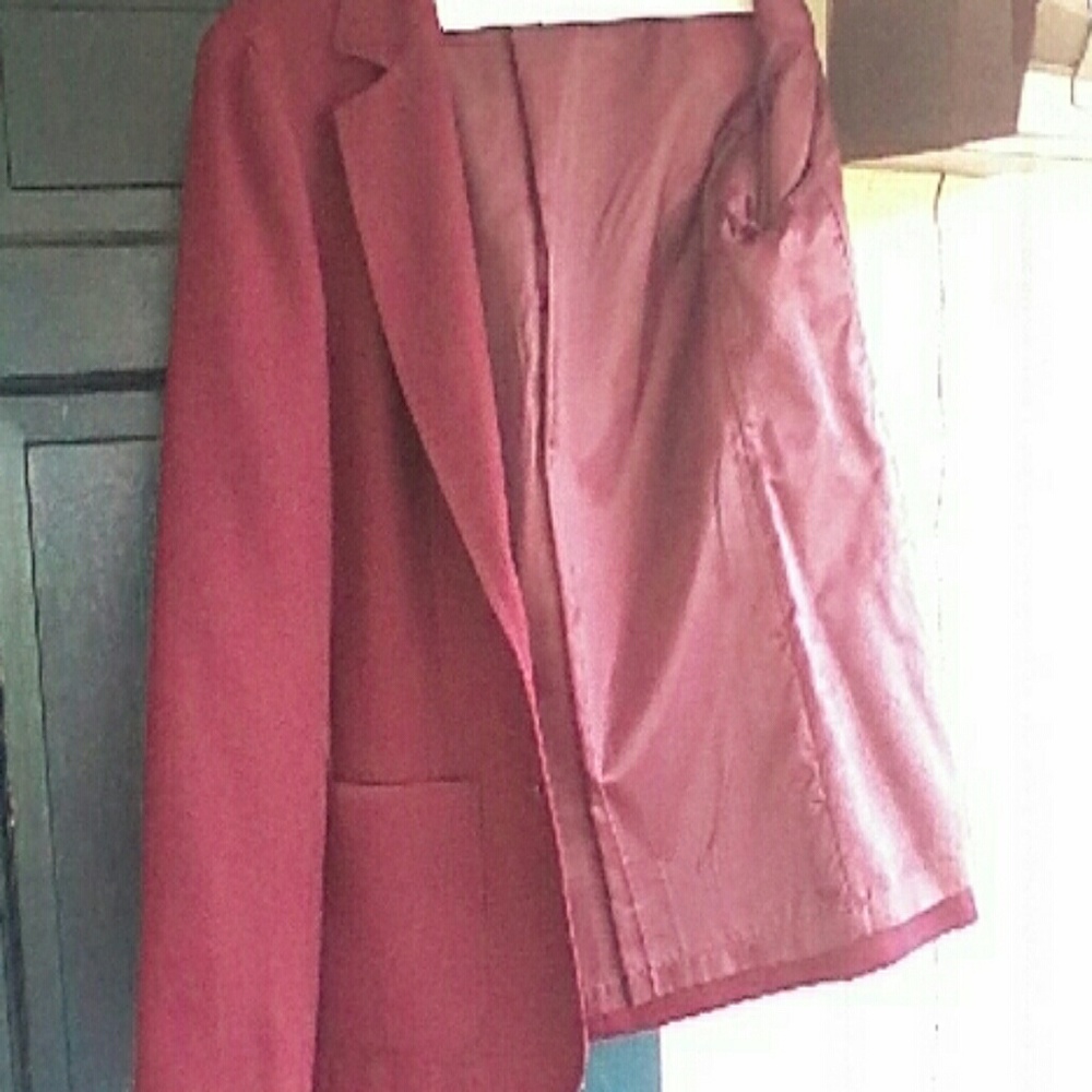 Jacket - Picture 2 of 4