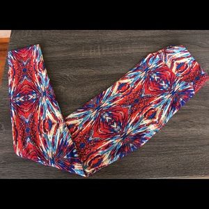 ✨LuLaRoe One Size Leggings✨