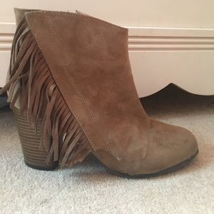 Heeled fringe booties!