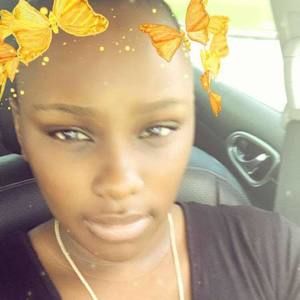 Meet your Posher, Clisha