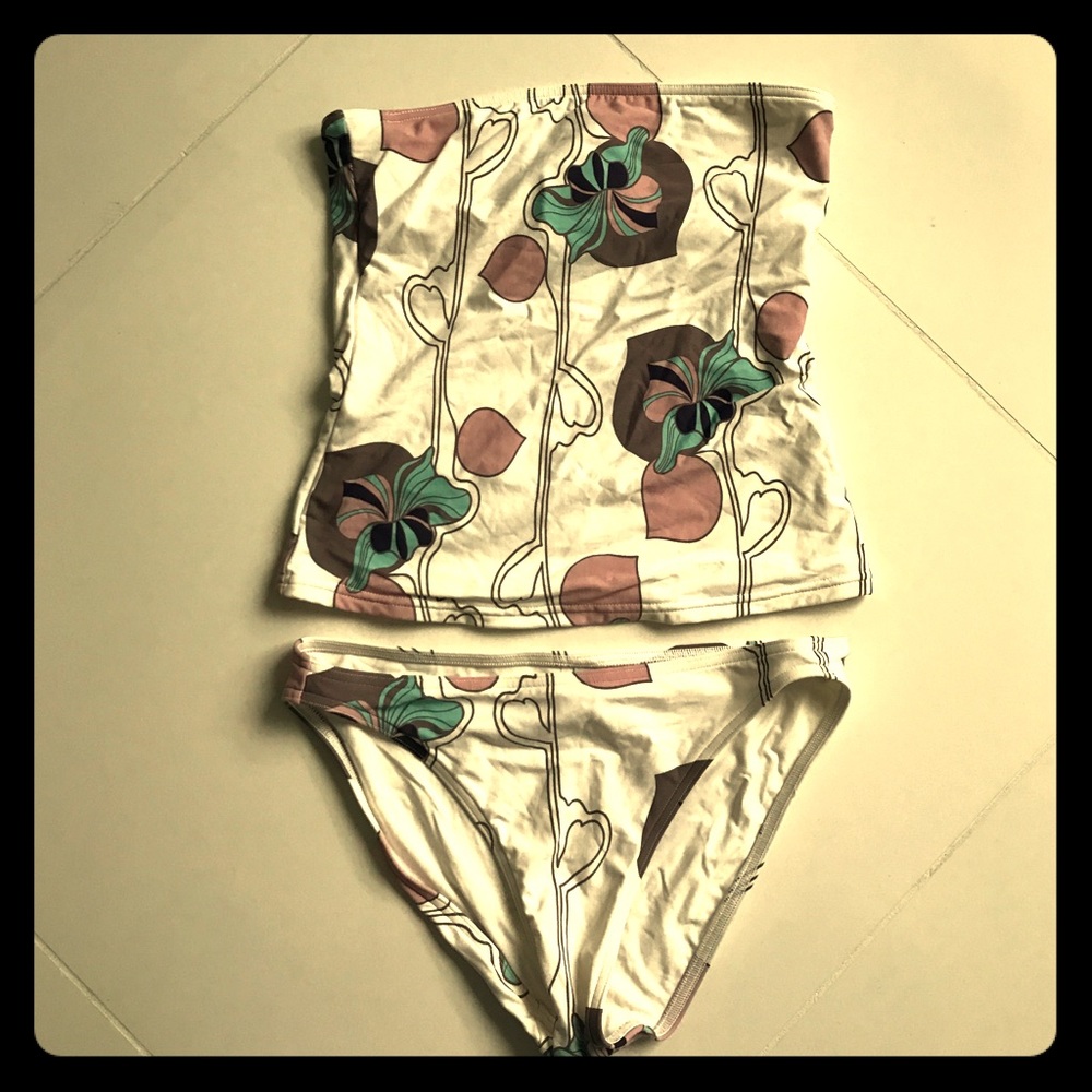 BNWT- Calvin Klein Swimwear - 2 Piece White