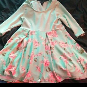 Floral pretty dress!