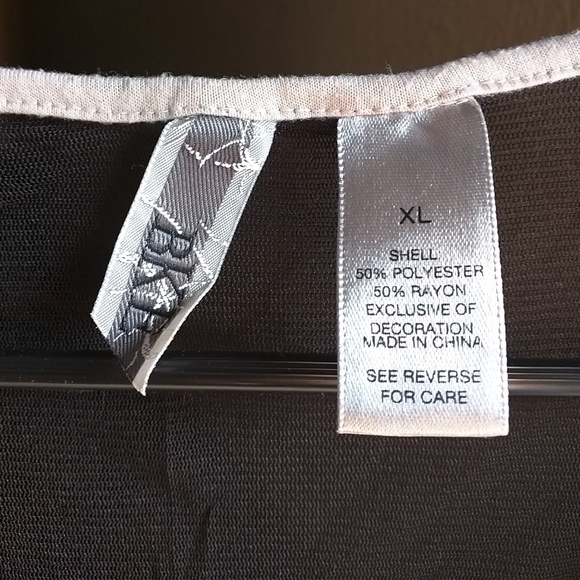 Top - Picture 2 of 2