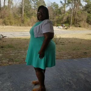 Meet your Posher, Sharon