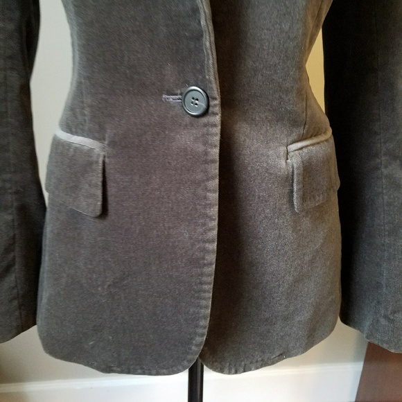 🌟SOLD🌟J.Crew Velvet Blazer - Picture 3 of 7