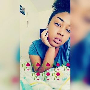 Meet your Posher, Anita