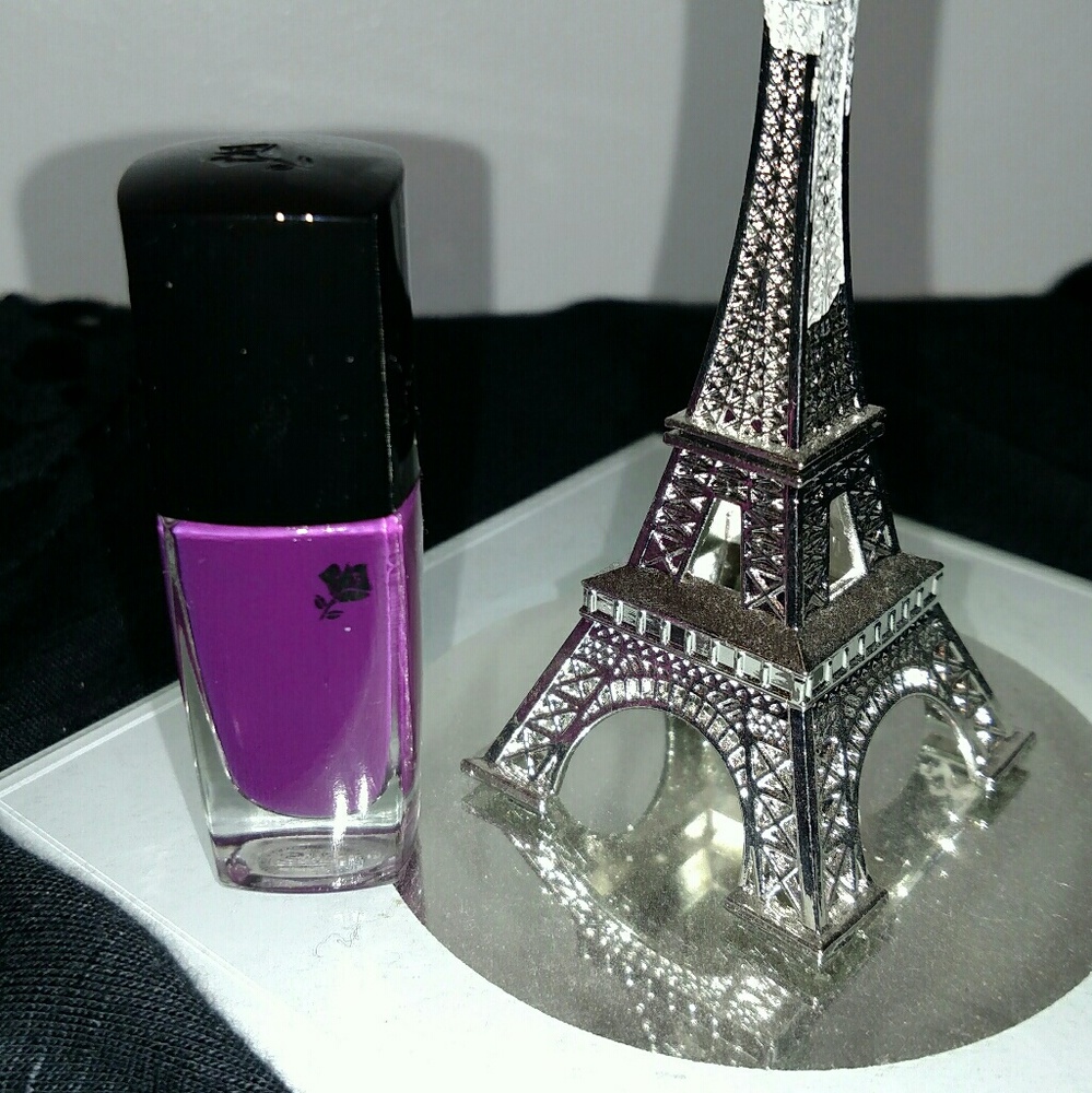 Lancome Midnight Rose Vernis in Love