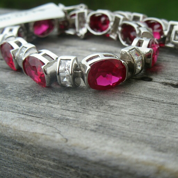 Sterling silver cubic zirconia bracelet - Picture 3 of 3