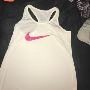 L Nike shirt!